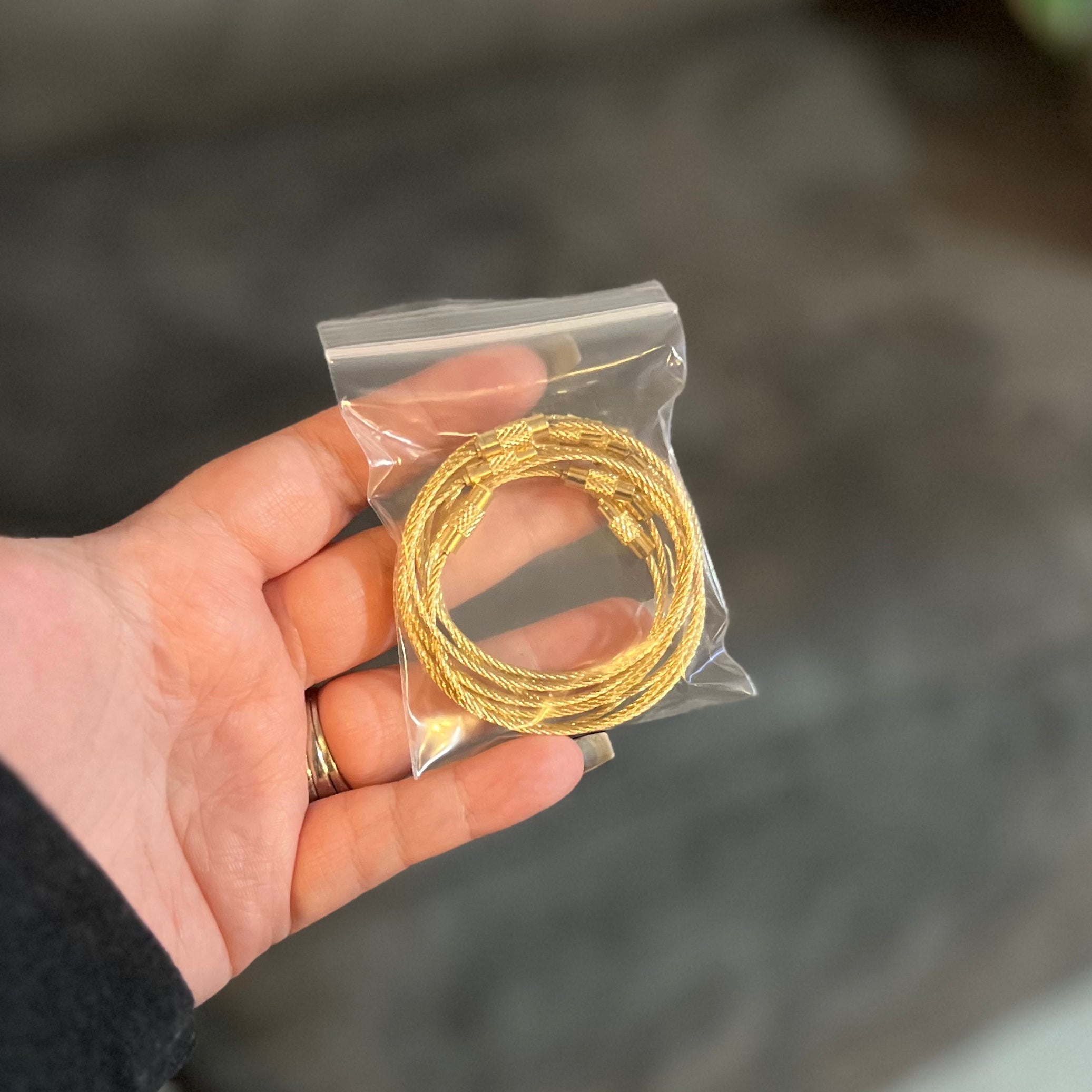 Wire Keychain Cable Thingie - Keychain Clips